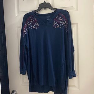 WOMEN’S NAVY LIFE IS GOOD LONG SLEEVE TEE, SIZE MEDIUM